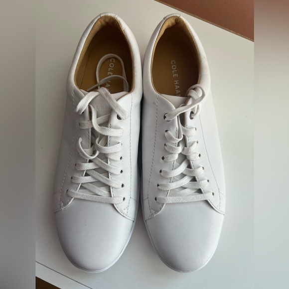 Cole Haan Shoes - COLE HANN WOMENS WHITE LEATHER TENNIS SHOES SIZE 10 NWOT
